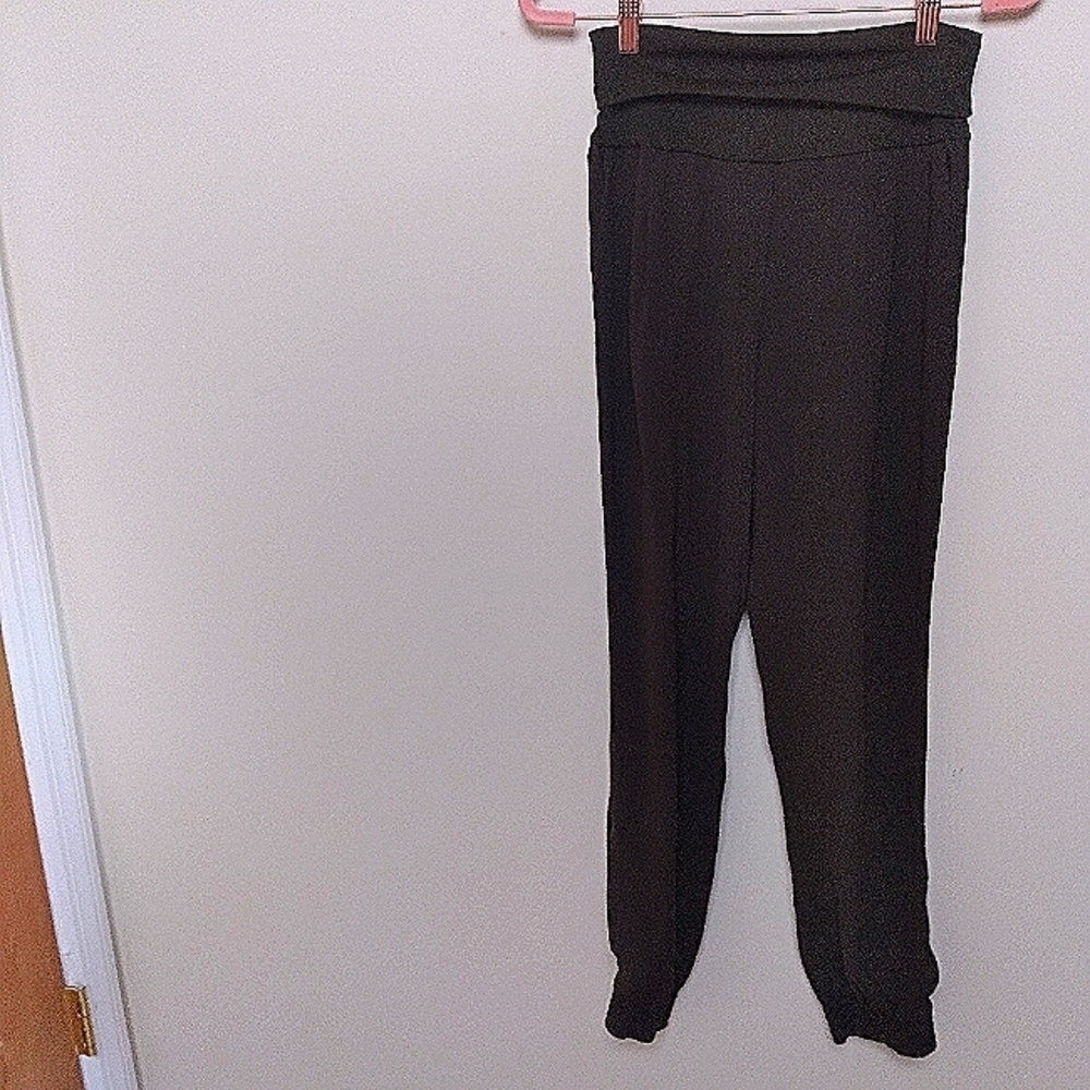 Aritzia Wilfred Olive Green Lightweight Mixed Media Ankle Zip Jogger Style Pants